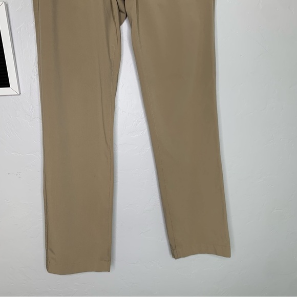 Vineyard Vines Tan Straight Leg Performance Dress Pants Men’s 30x30 Chinos - Picture 3 of 15